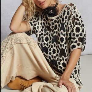 POL Floral Lace Short Sleeve Crochet Top on Cream and Black